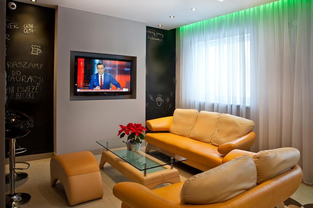 Nu Hotel Лодз Екстериор снимка