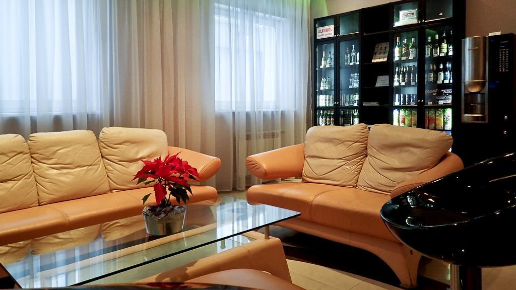 Nu Hotel Лодз Екстериор снимка