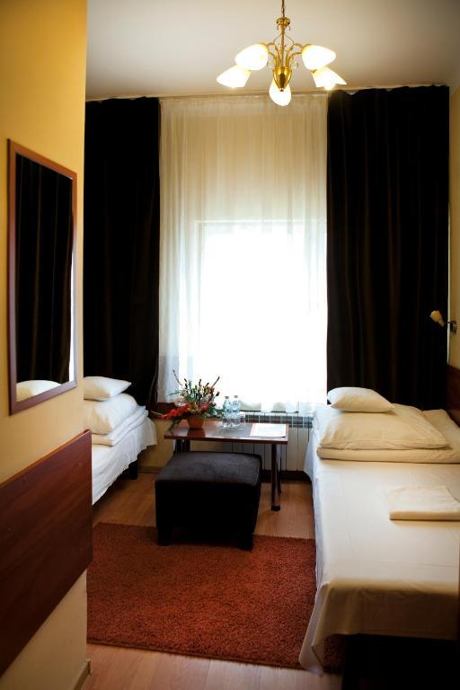 Nu Hotel Лодз Екстериор снимка
