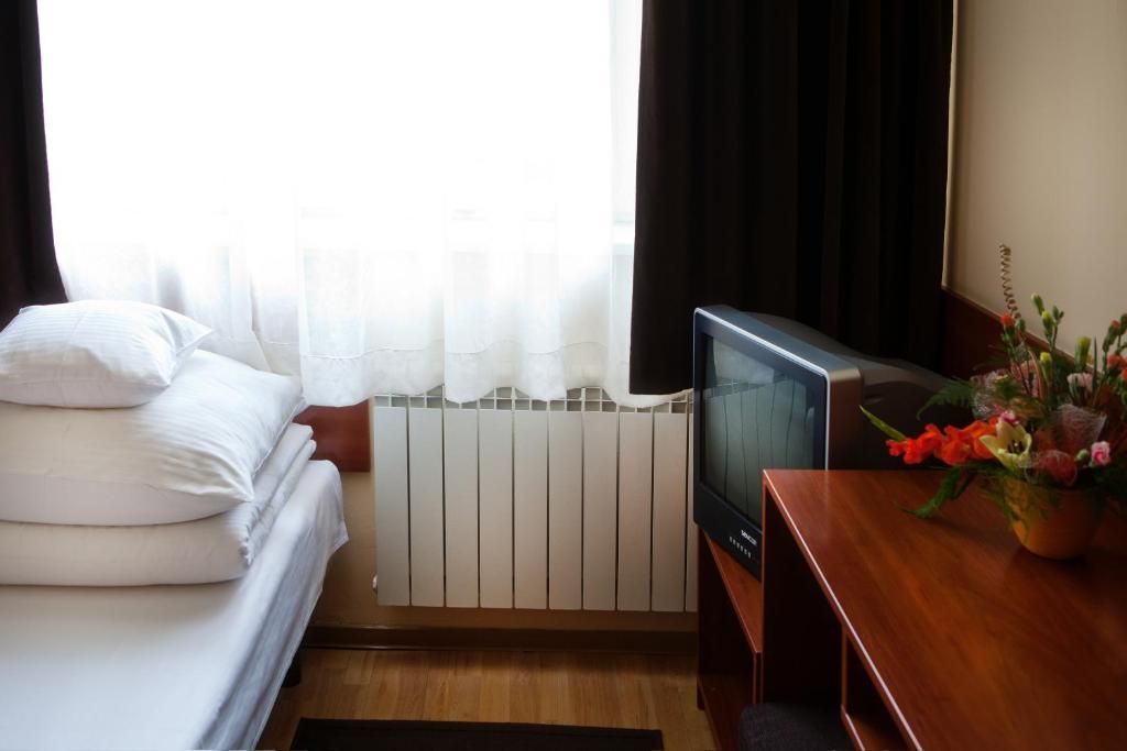Nu Hotel Лодз Екстериор снимка