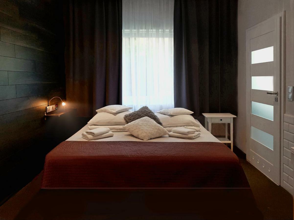 Nu Hotel Лодз Екстериор снимка